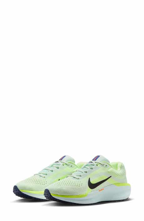 Air Winflo 11 Running Shoe