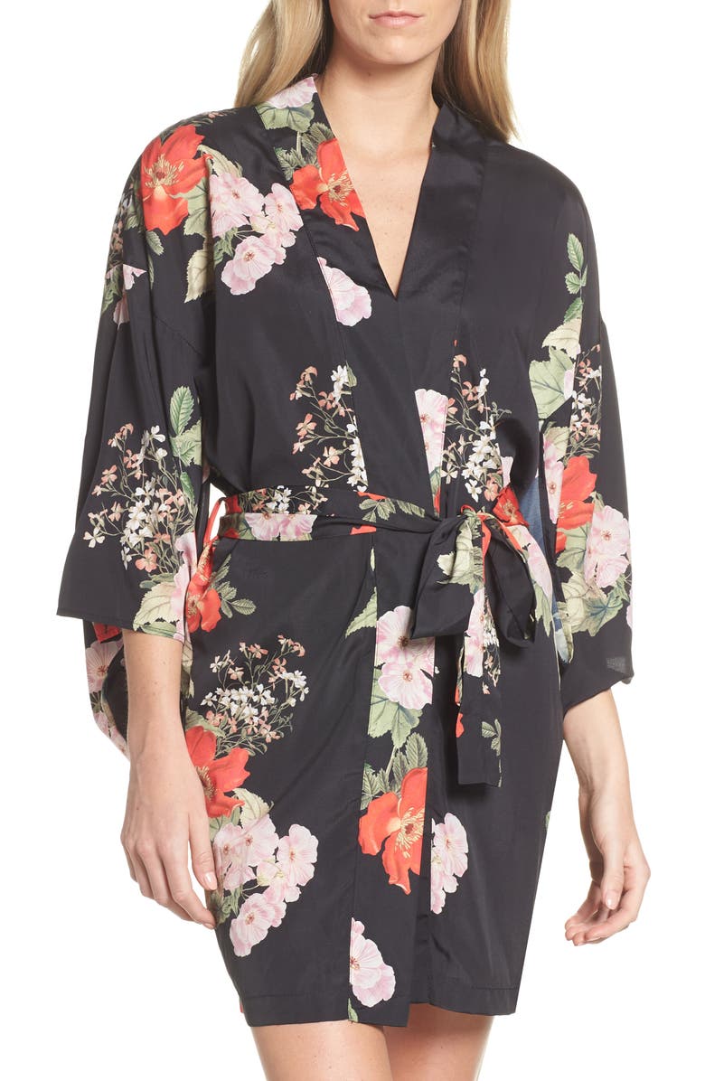 Maison du Soir Tokyo Short Robe, Main, color, 