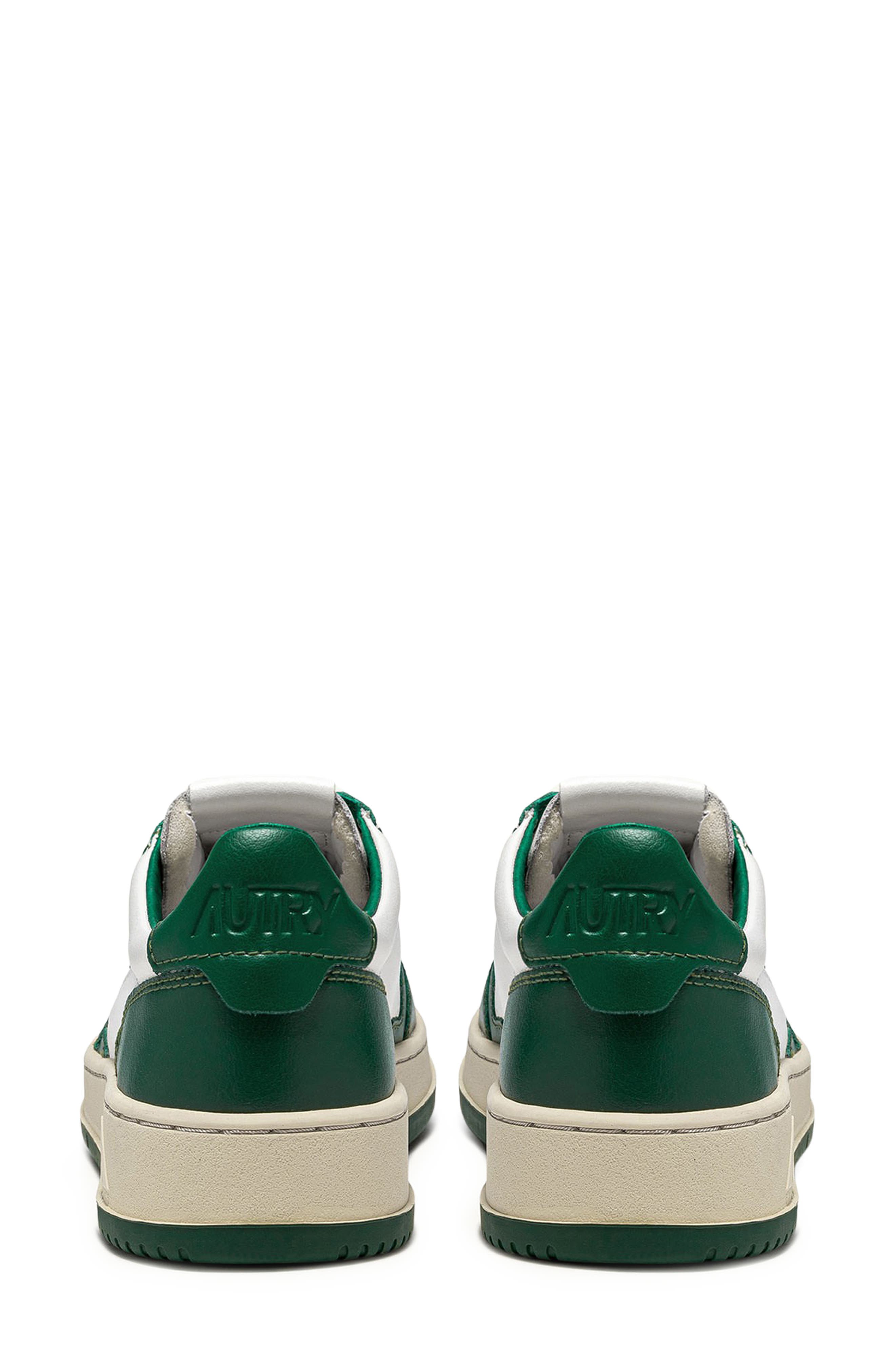 AUTRY Medalist Low Top Sneaker, Alternate, color, Leather Mountain