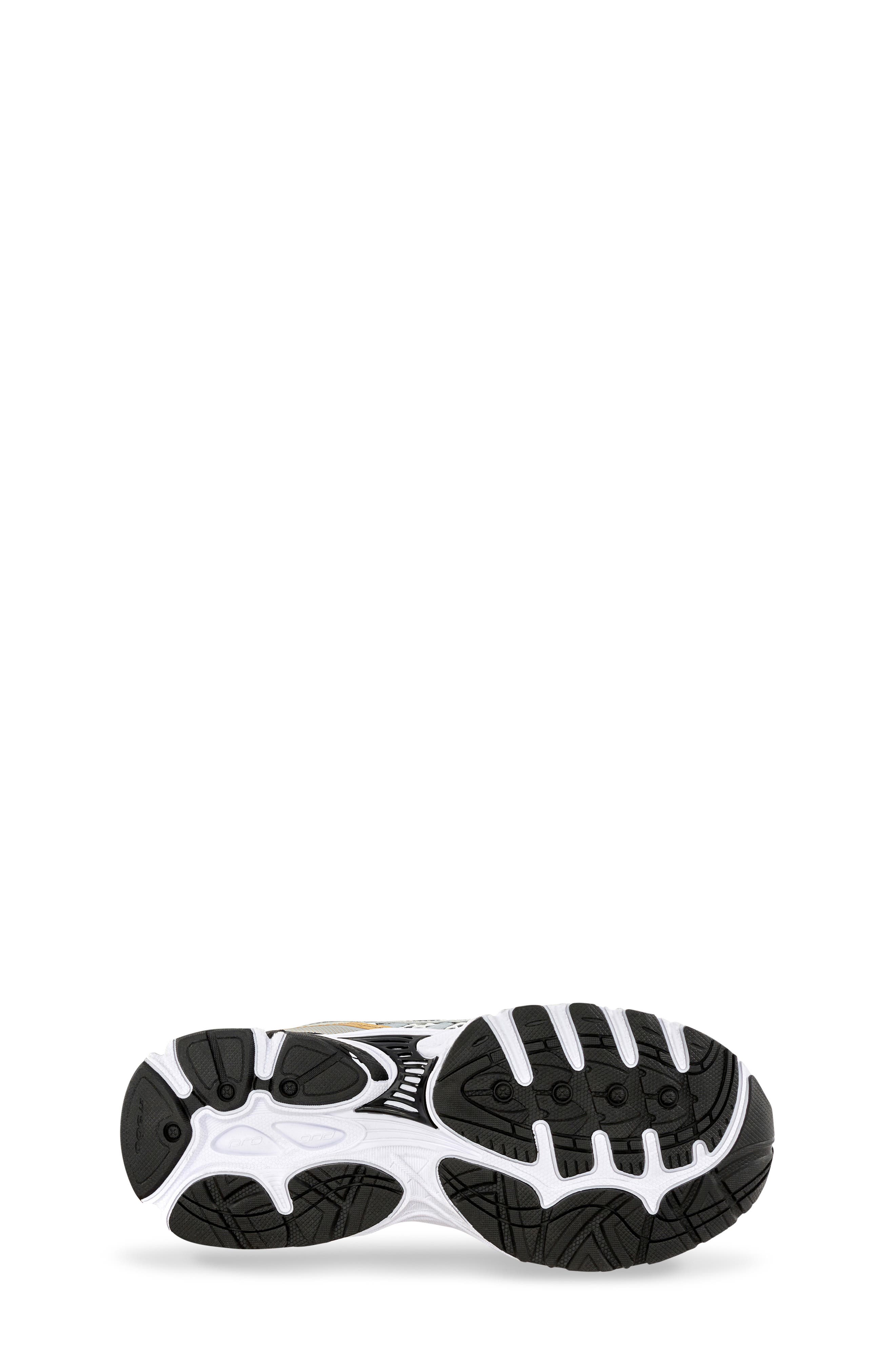 Saucony Kids' ProGrid Omni 9 Sneaker, Alternate, color, Silver/Gold