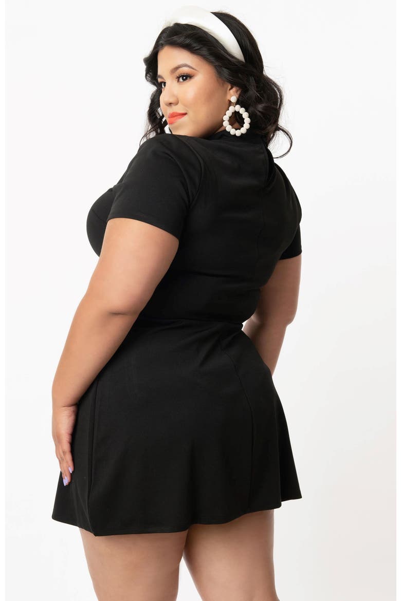 Plus Size Mock Neck Short Sleeve Wave Maker Shift Dress, Alternate, color, Black
