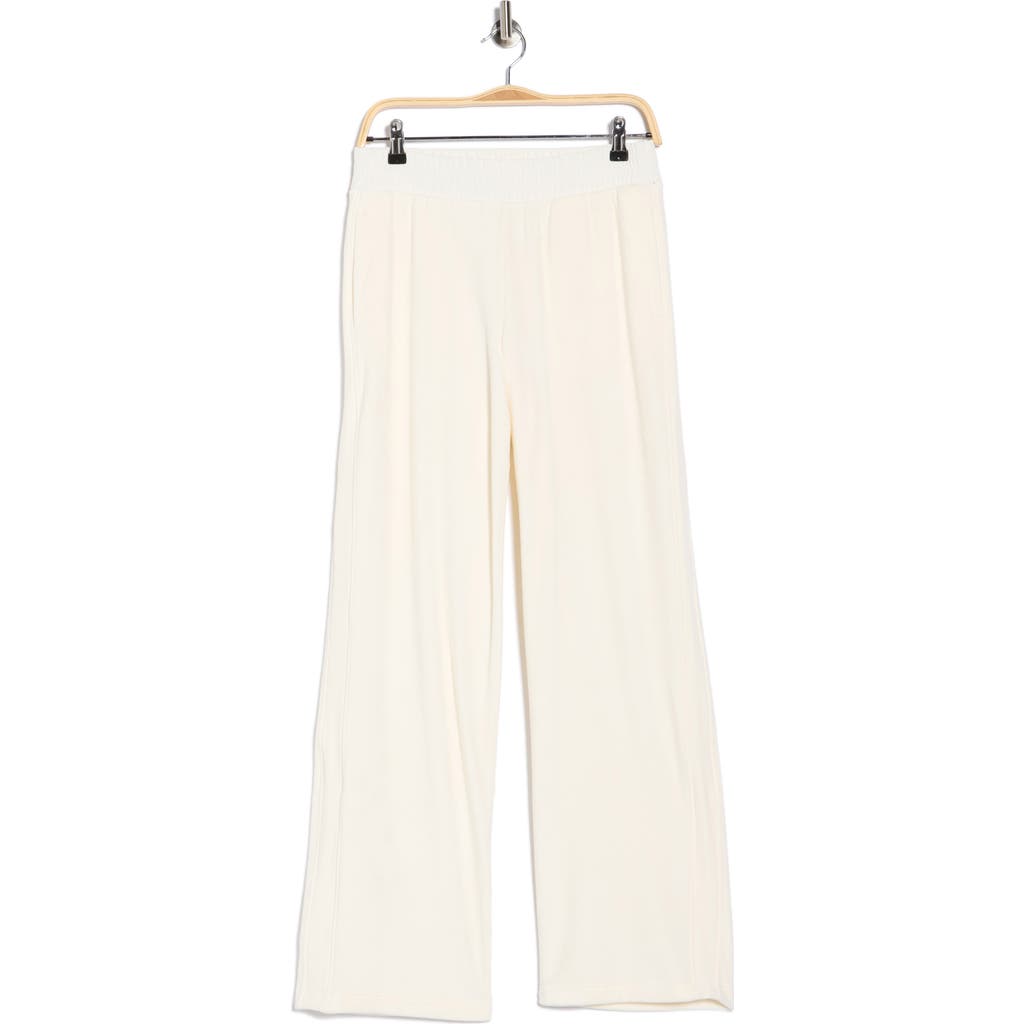 Yogalicious Double Butter Lavish Straight Leggings In White