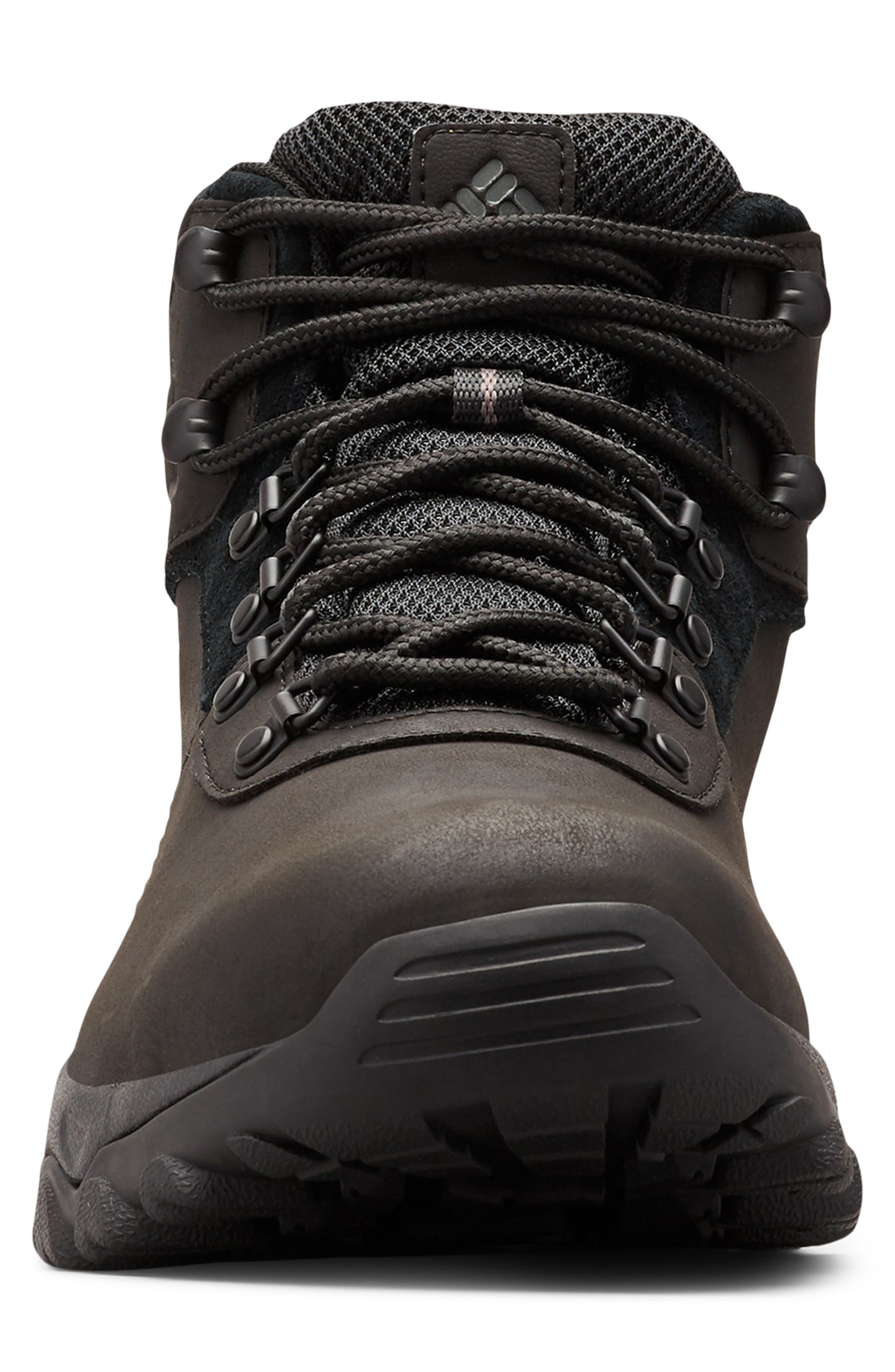 Columbia Newton Ridge<sup>™</sup> Plus II Waterproof Hiking Boot, Alternate, color, Black/ Black