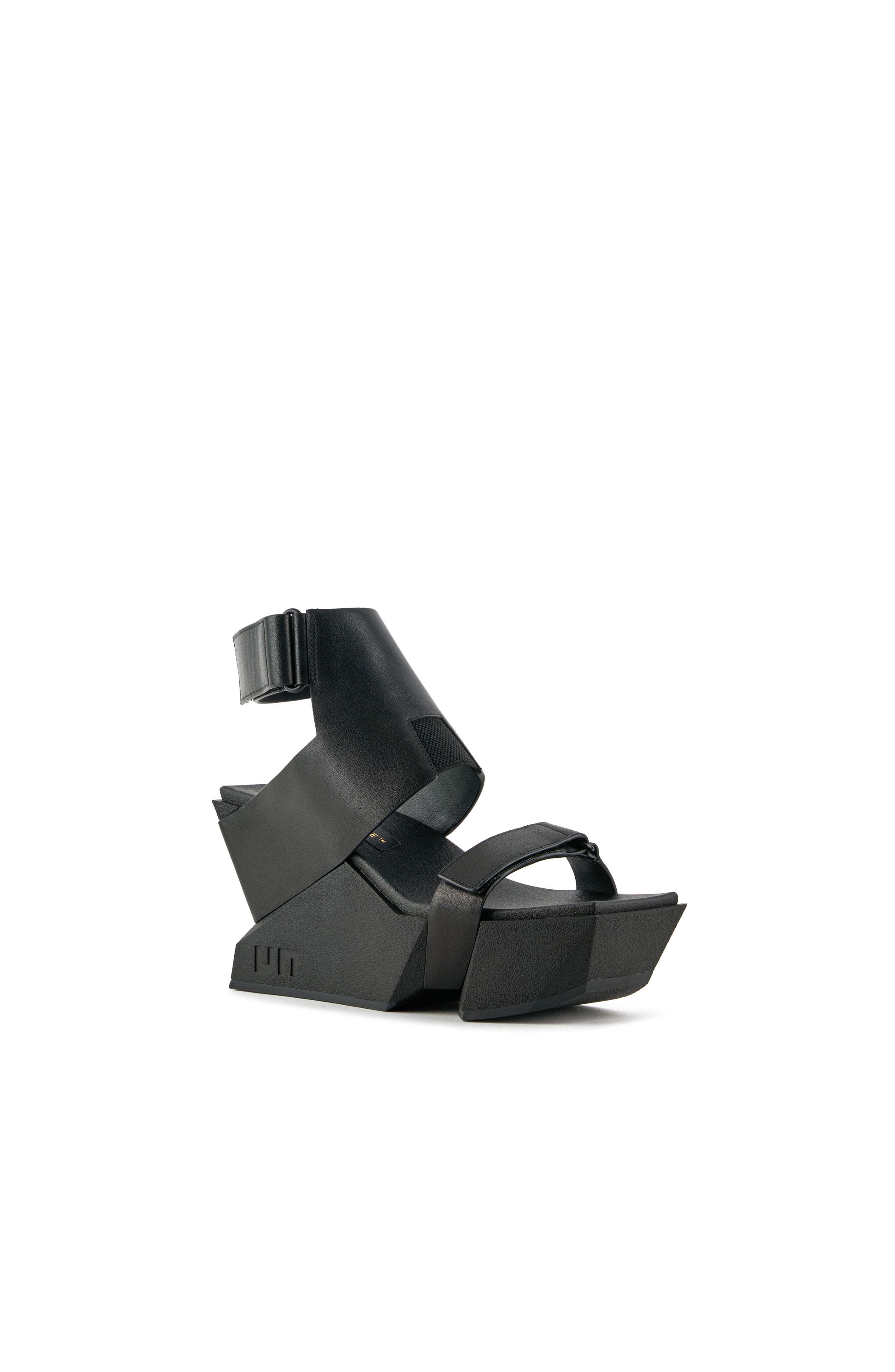 United Nude Brutt A Sandals, Alternate, color, Black