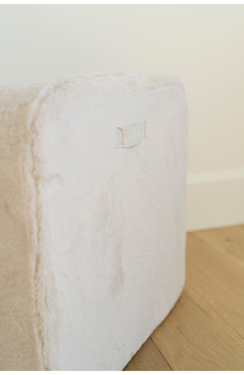 SARANONI Snuggle Up Chair, Alternate, color, Ivory