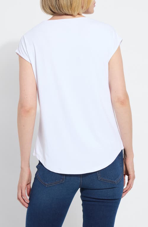 Lyssé 'lyssentials T-shirt