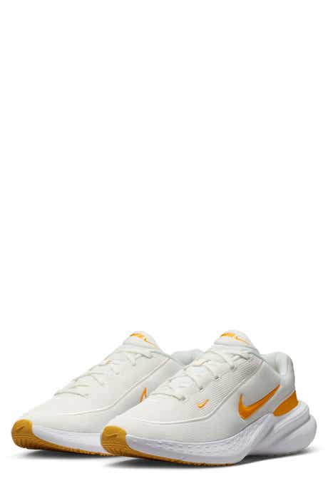 Nike Uplift SC Sneaker