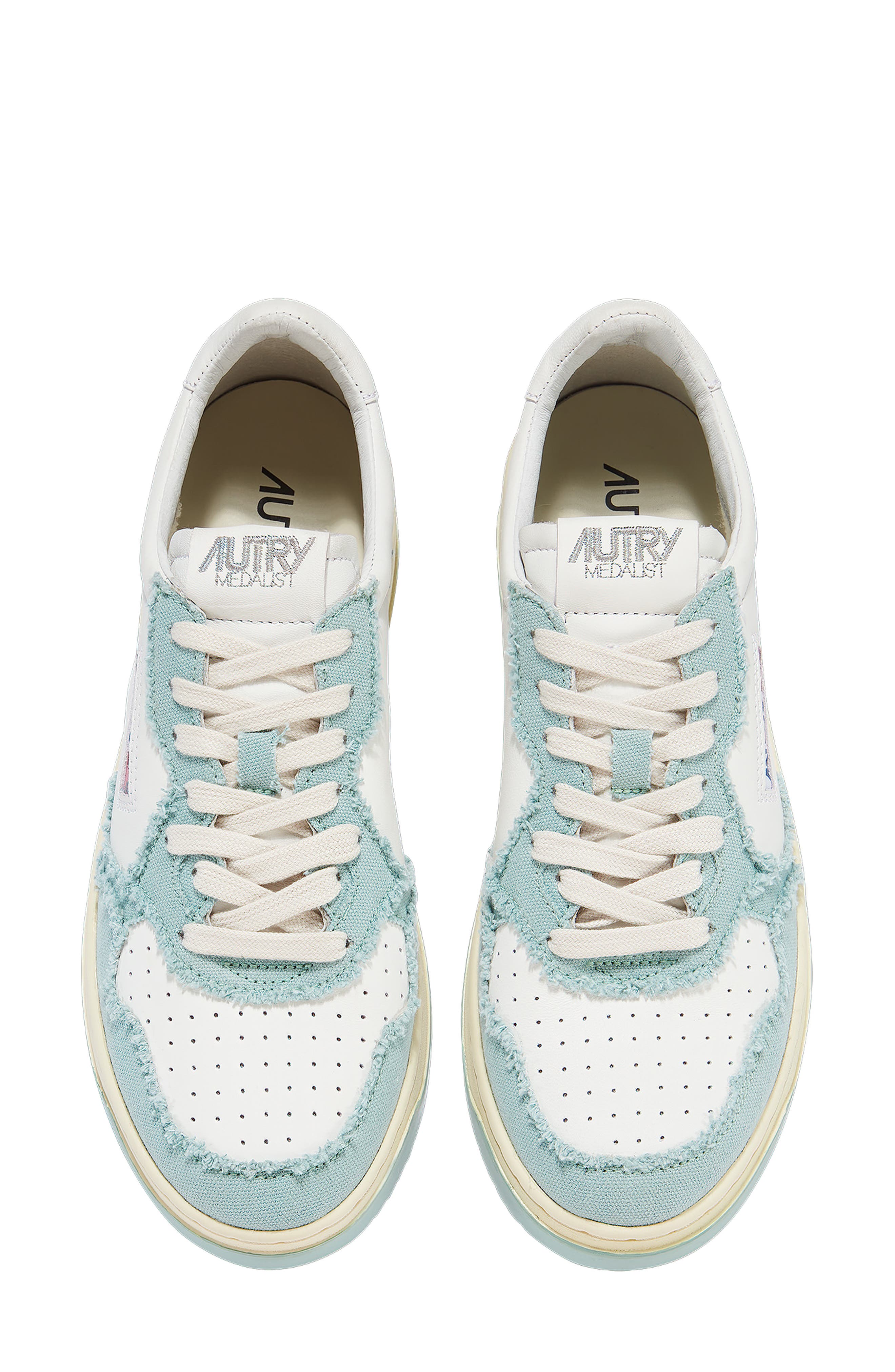 AUTRY Medalist Low Top Sneaker, Alternate, color, Bicolor Blue Surf Canvas