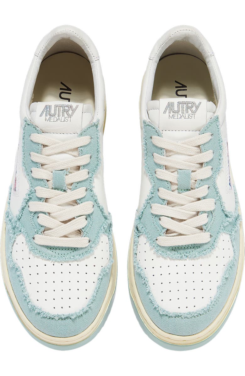 AUTRY Medalist Low Top Sneaker, Alternate, color, Bicolor Blue Surf Canvas