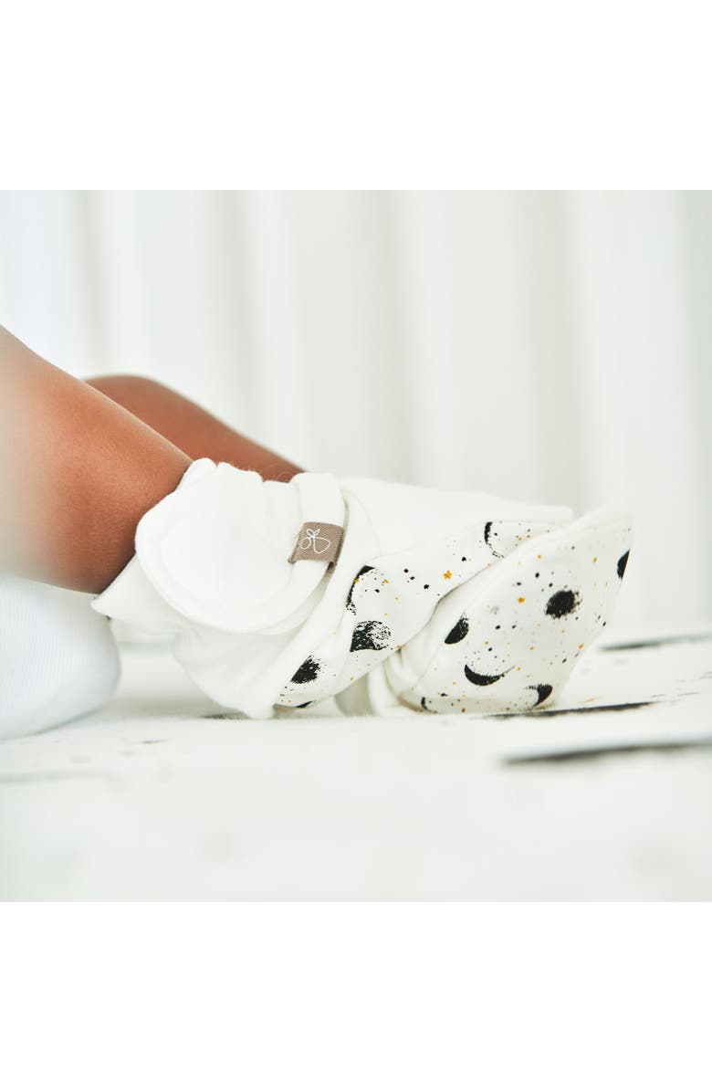 goumikids Goumi Stay On Baby Boots, Alternate, color, Many Moons Pebble 2Pk