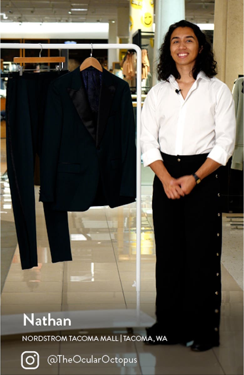 Sullivan Stretch Wool Tuxedo, sales video thumbnail