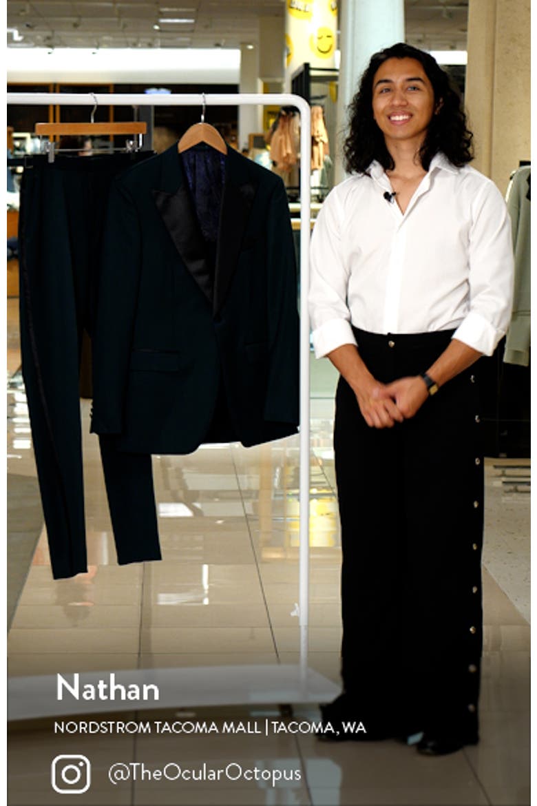 Sullivan Stretch Wool Tuxedo video