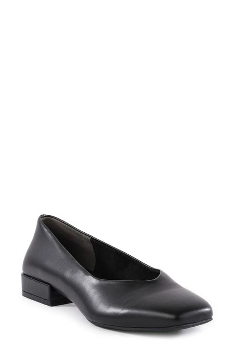 Penny V Flat (Women)