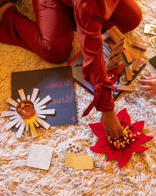 Graf & Lantz Graf Lantz Merino Wool Pointseta Trivet In Red