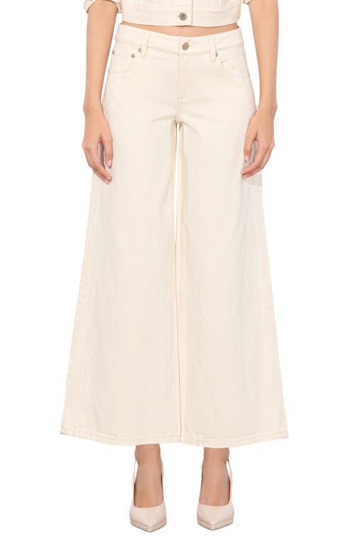 Alice And Olivia Amazing Low Rise Cropped Wide Leg Jeans In Natural In White