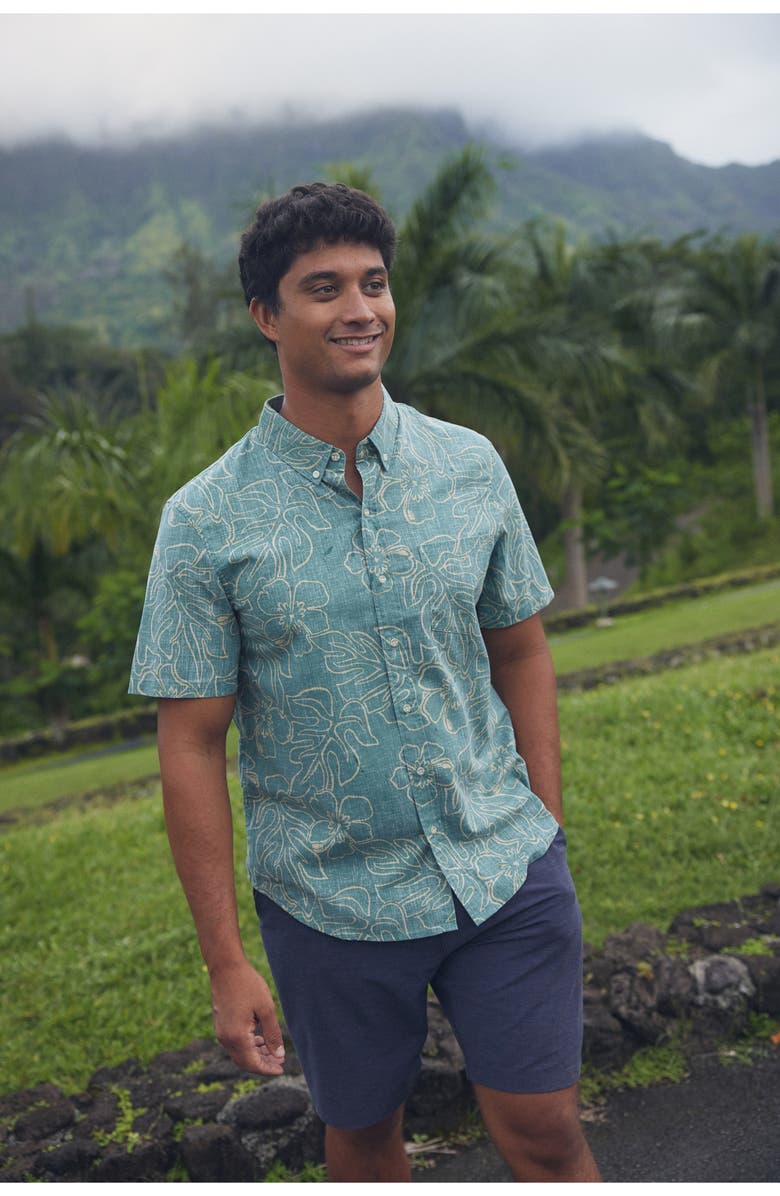 Reyn Spooner Monstera Ink Tailored Fit Short Sleeve Button-Down Shirt, Alternate, color,