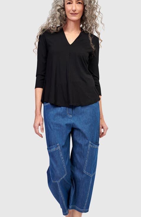 Essential V-neck Top