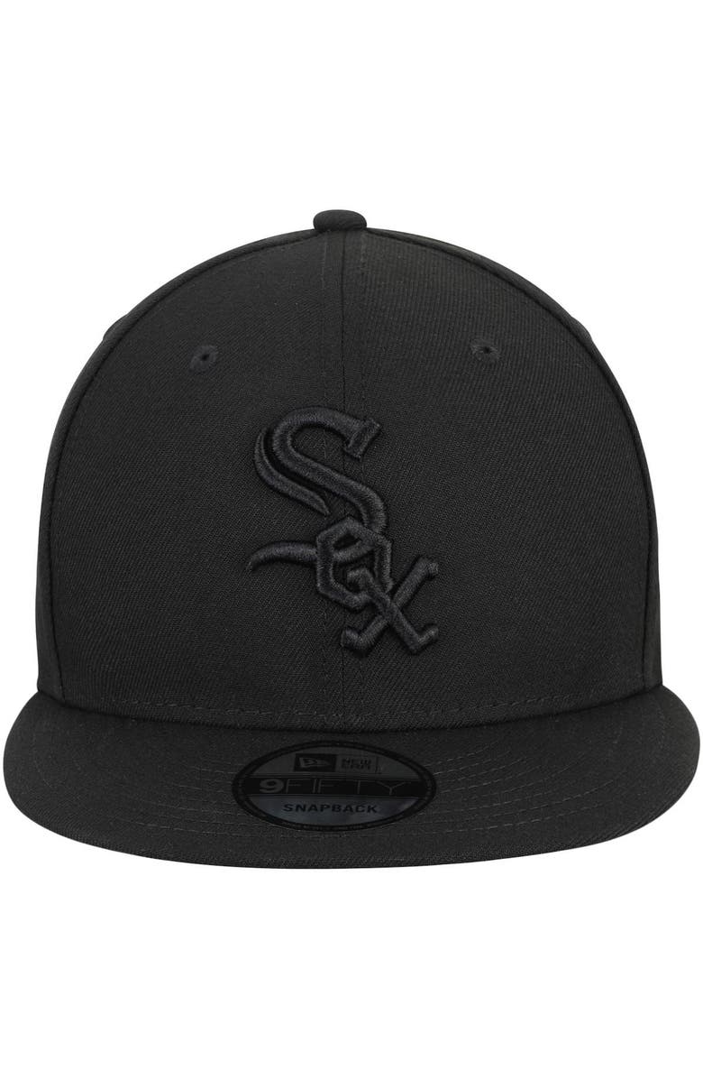 New Era Chicago White Sox New Era Black on Black 9FIFTY Team Snapback Adjustable Hat - Black, Alternate, color, Black