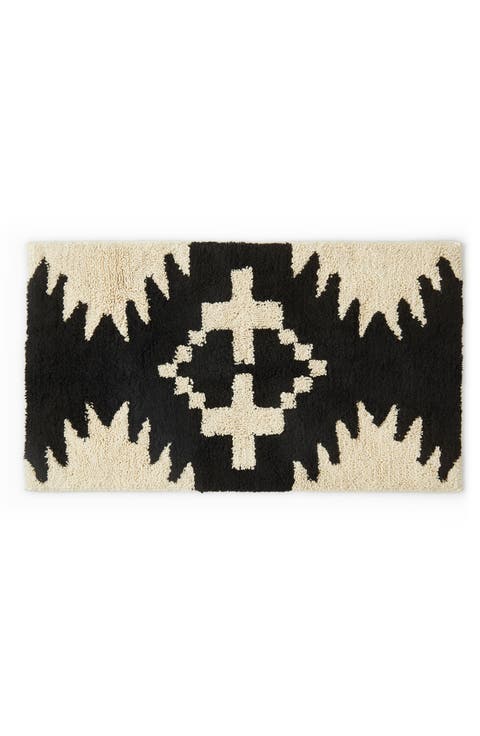 Spider Rock Bath Rug