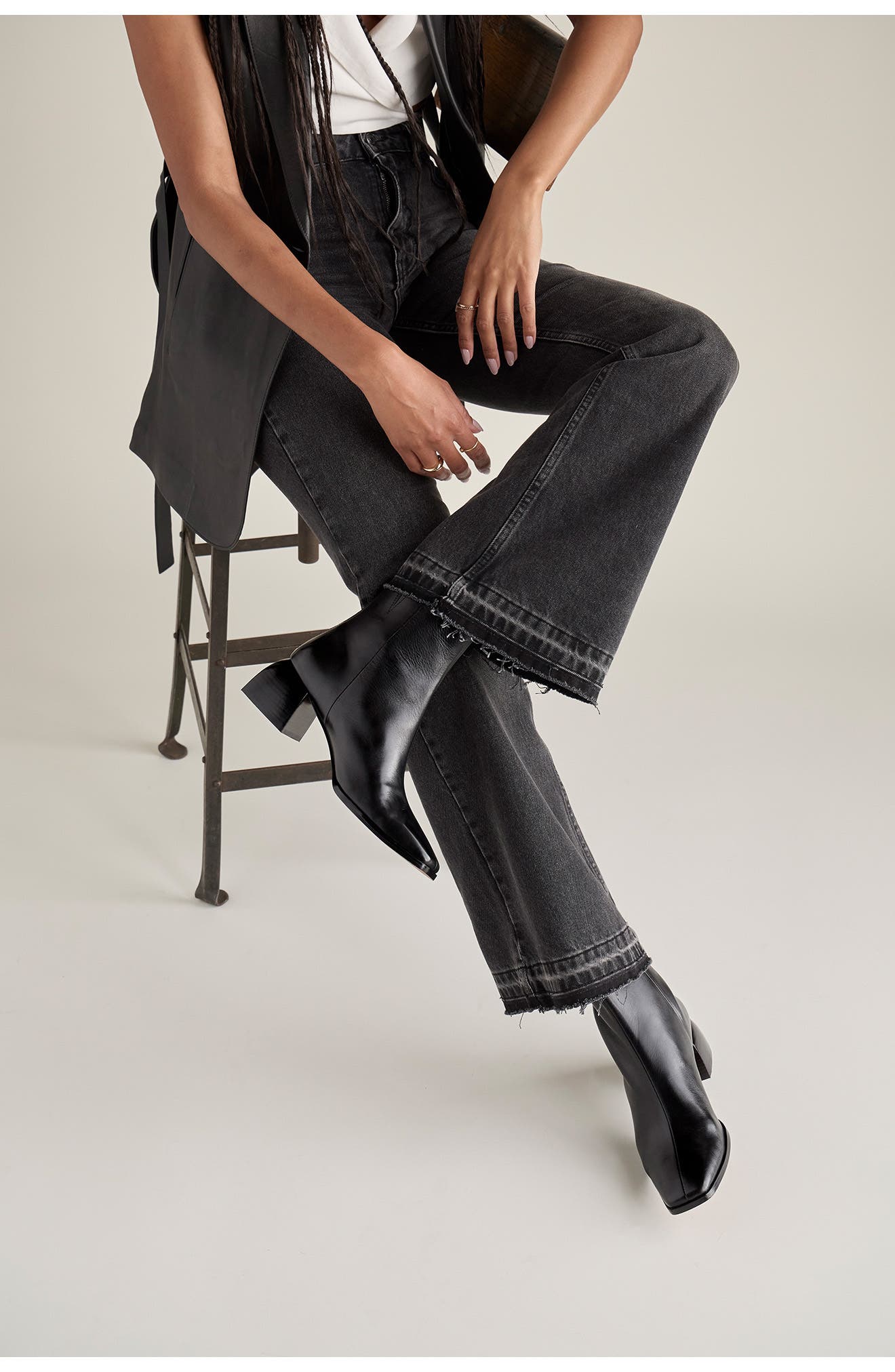 Linea Paolo Sage Square Toe Bootie, Alternate, color, 