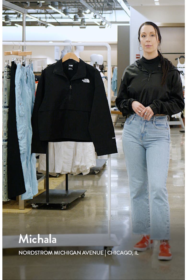 TNF™ Easy Wind Half Zip Pullover video