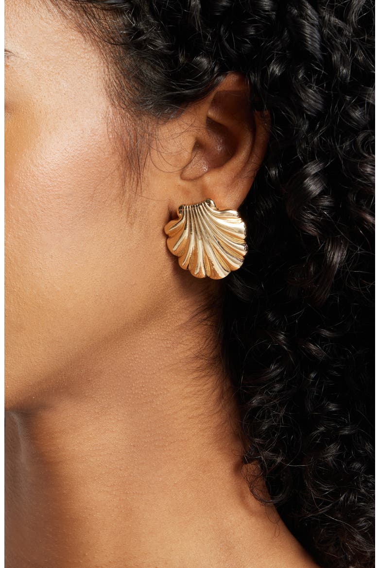Scallop Shell Stud Earrings, Alternate, color, GOLD