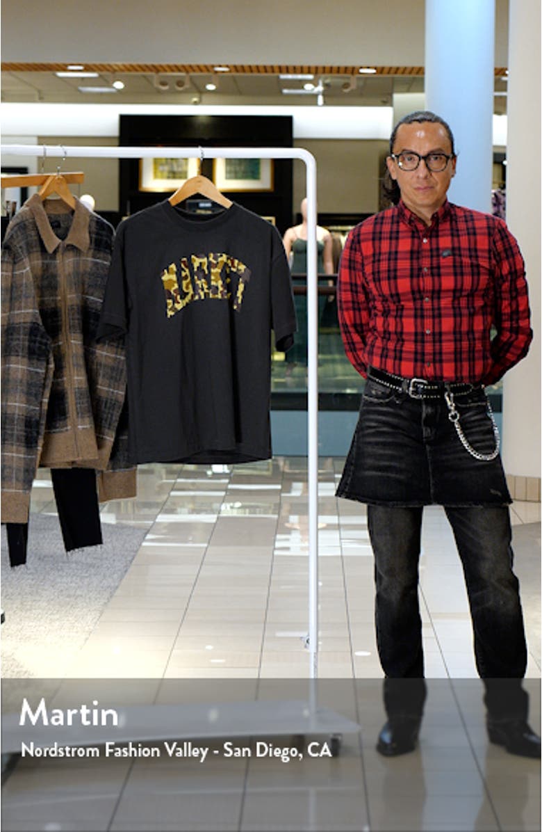 Duck Camo Logo Cotton Graphic T-Shirt, sales video thumbnail