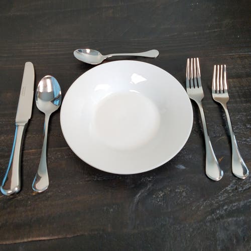 Gibson Home Gibson Home Classic Manchester 20-piece Flatware Set In Silver