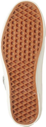 93 Luxe Mary Jane Sneaker