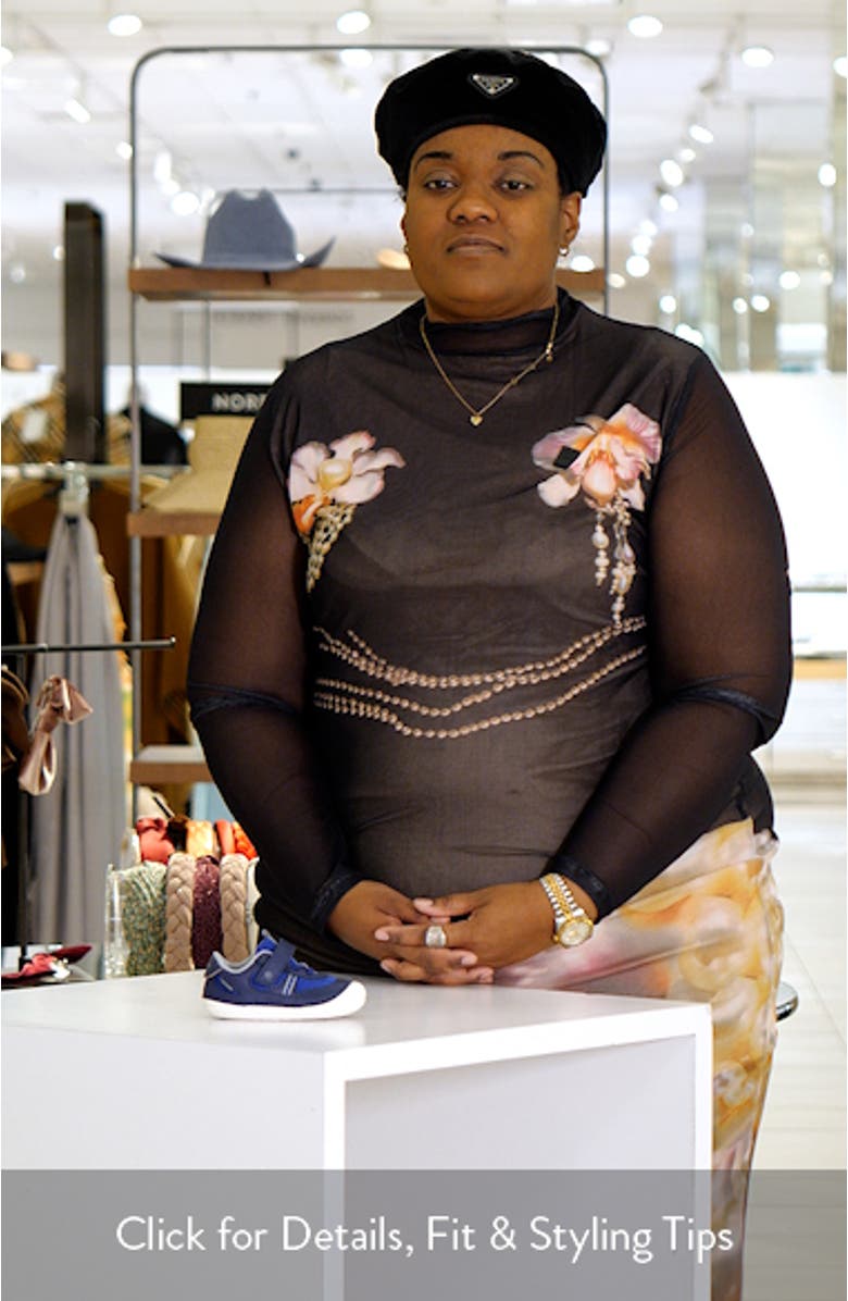 Apollo Soft Motion<sup>™</sup> Sneaker, sales video thumbnail