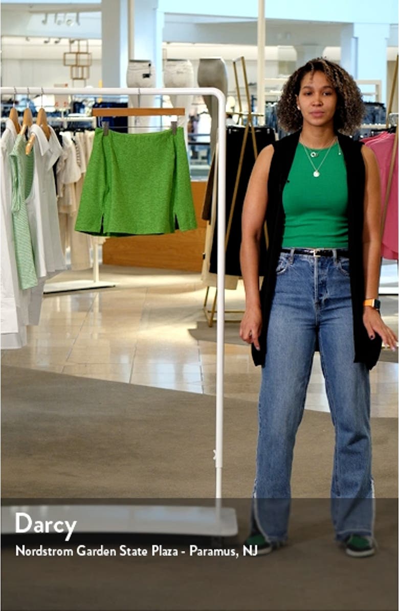 Warmup Skort, sales video thumbnail