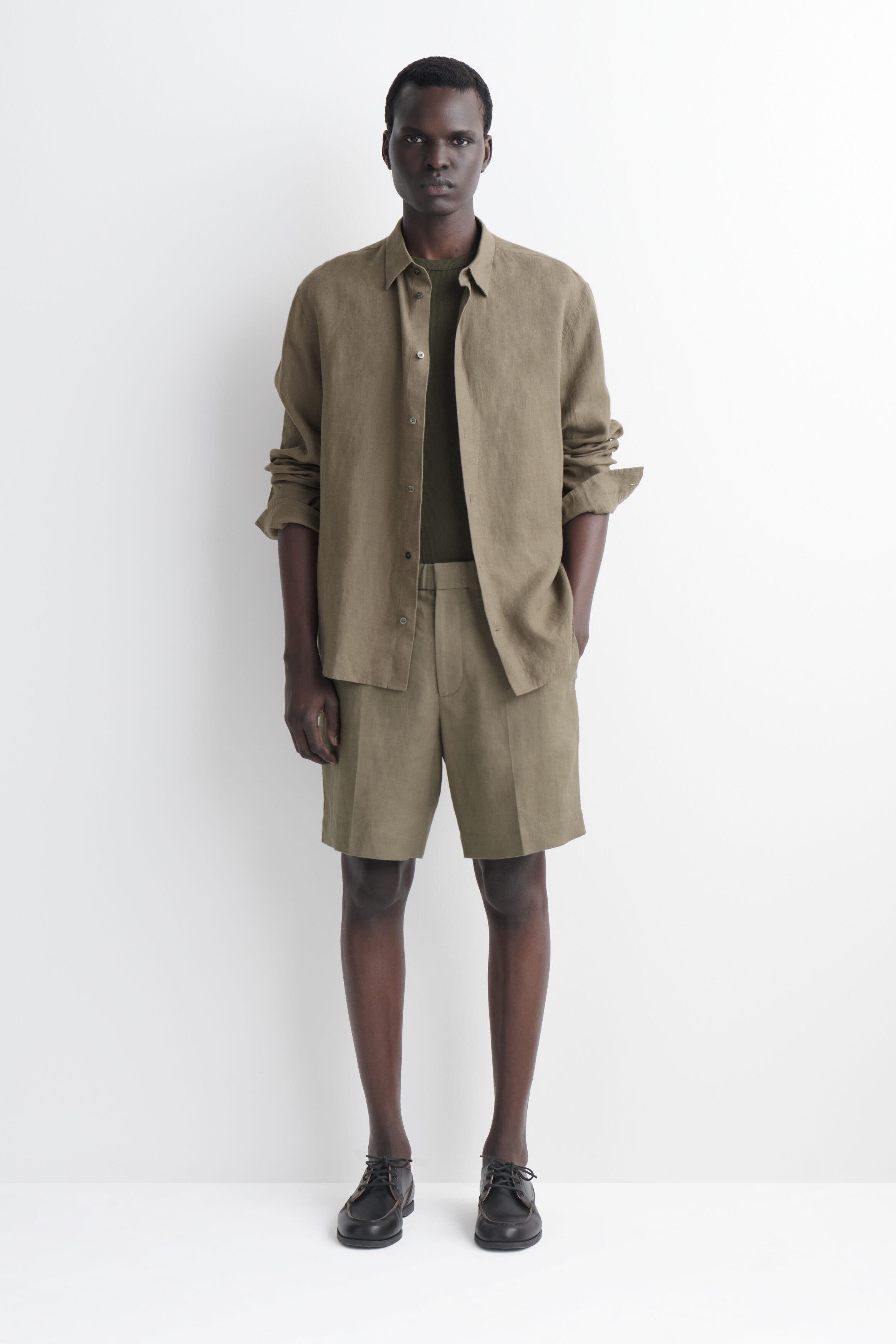 KHAKI