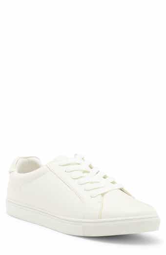 Low Top Sneaker