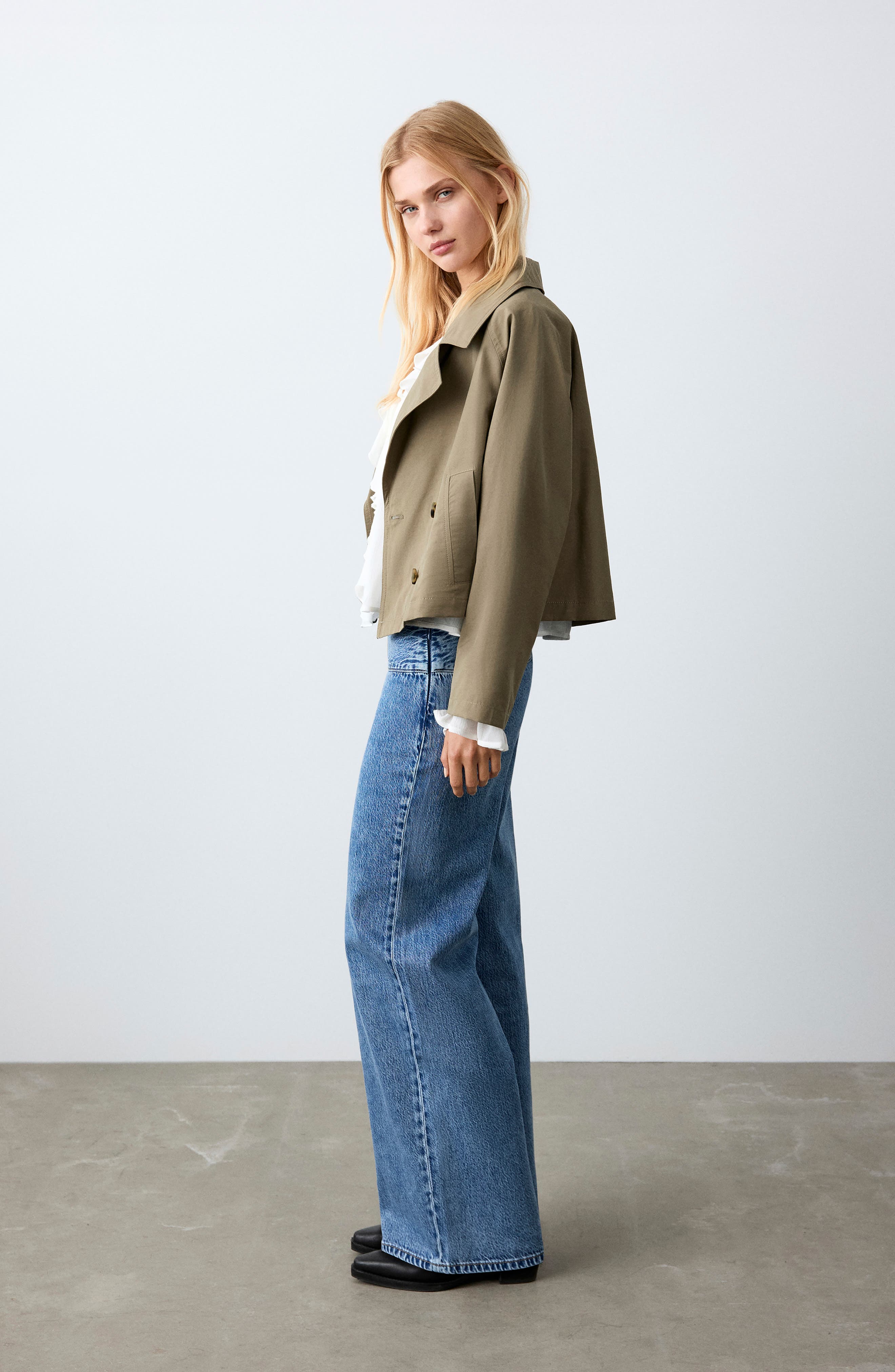 Low Rise Wide Leg Jeans - image 4