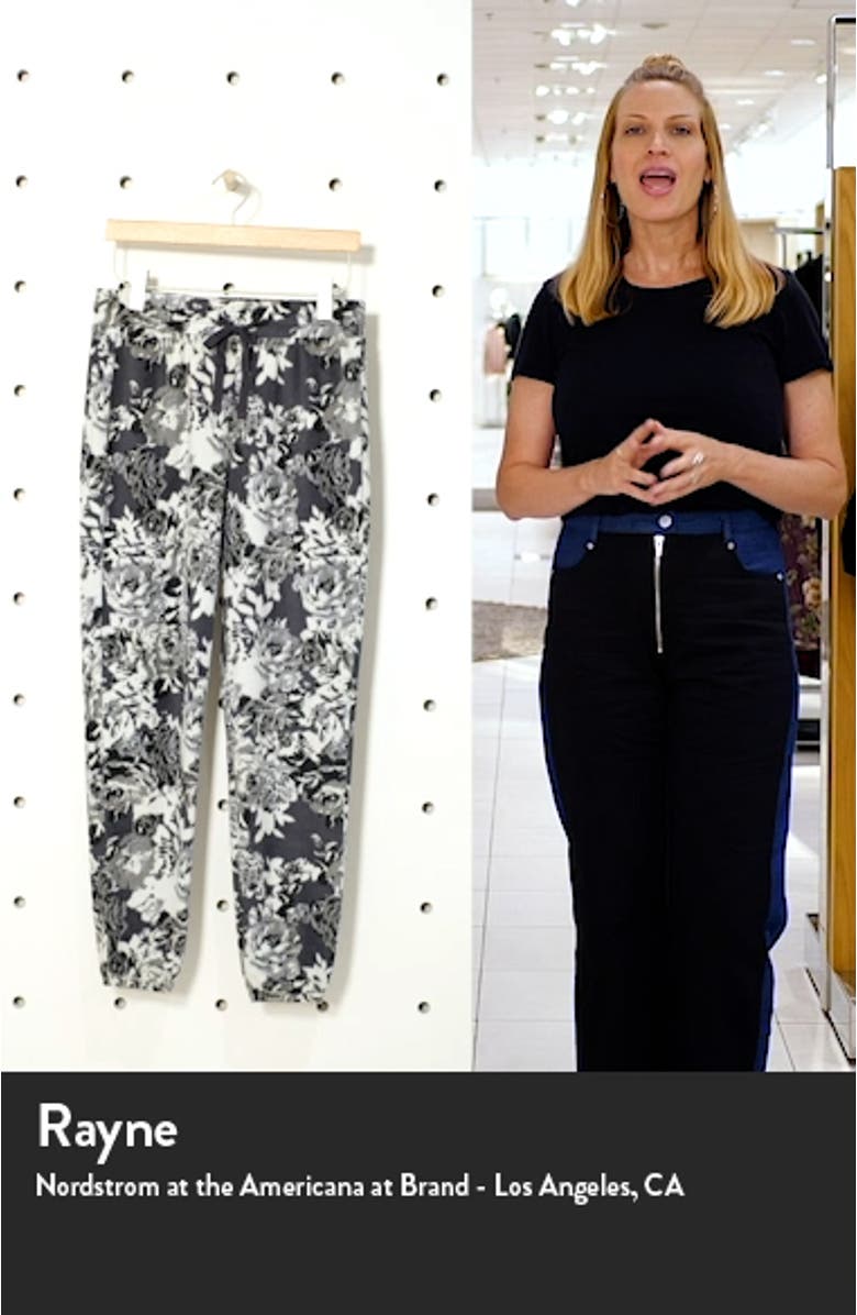 Print Microfleece Joggers, sales video thumbnail