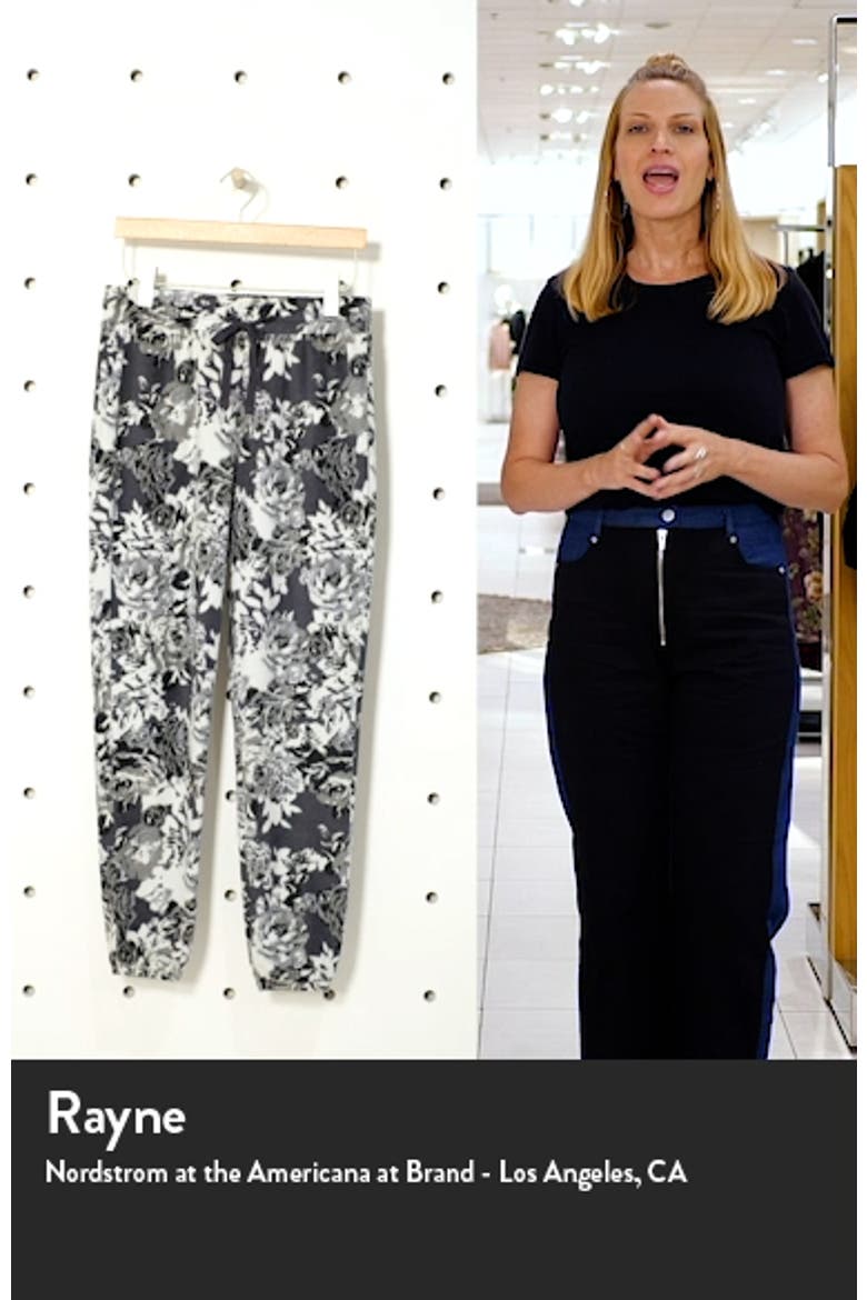Print Microfleece Joggers video