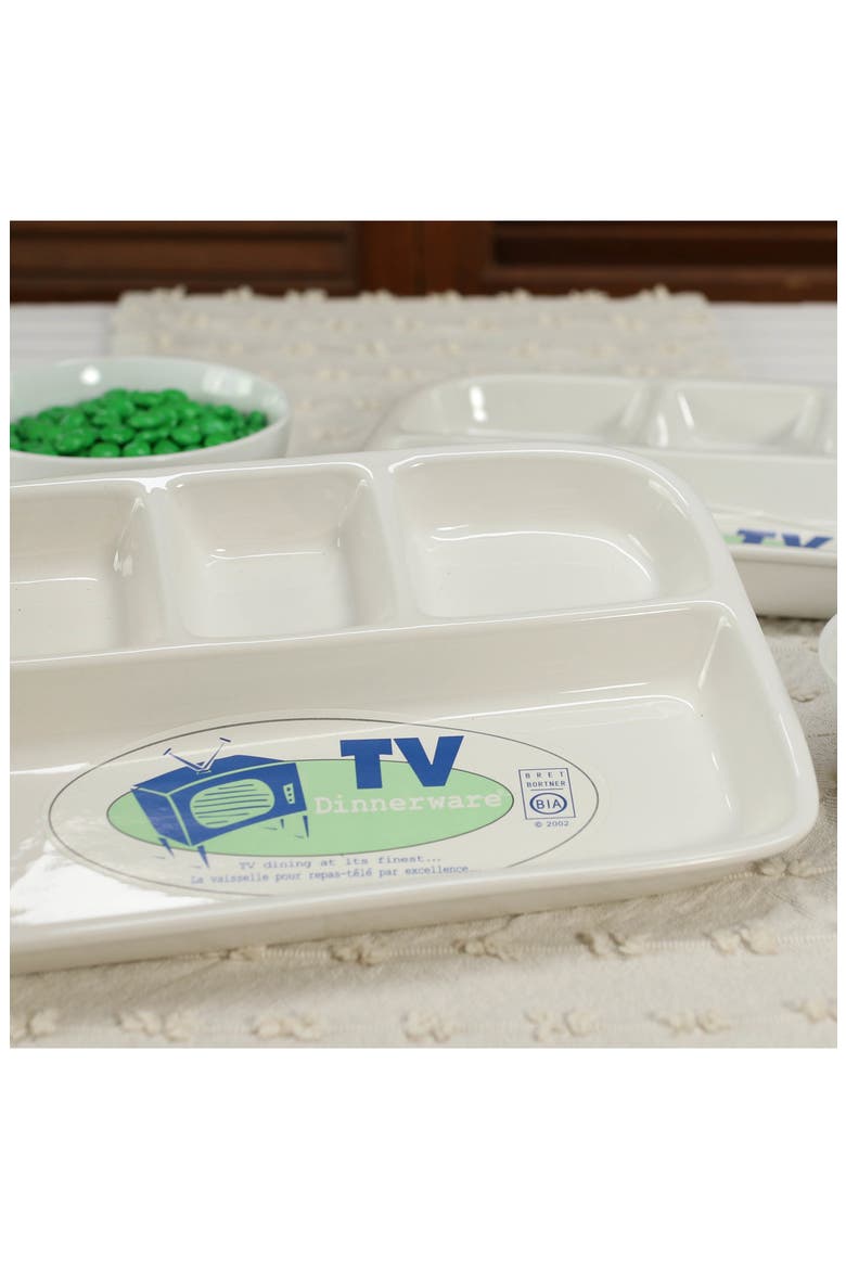 Set of 2 Dinner Trays, Alternate, color, WHITE
