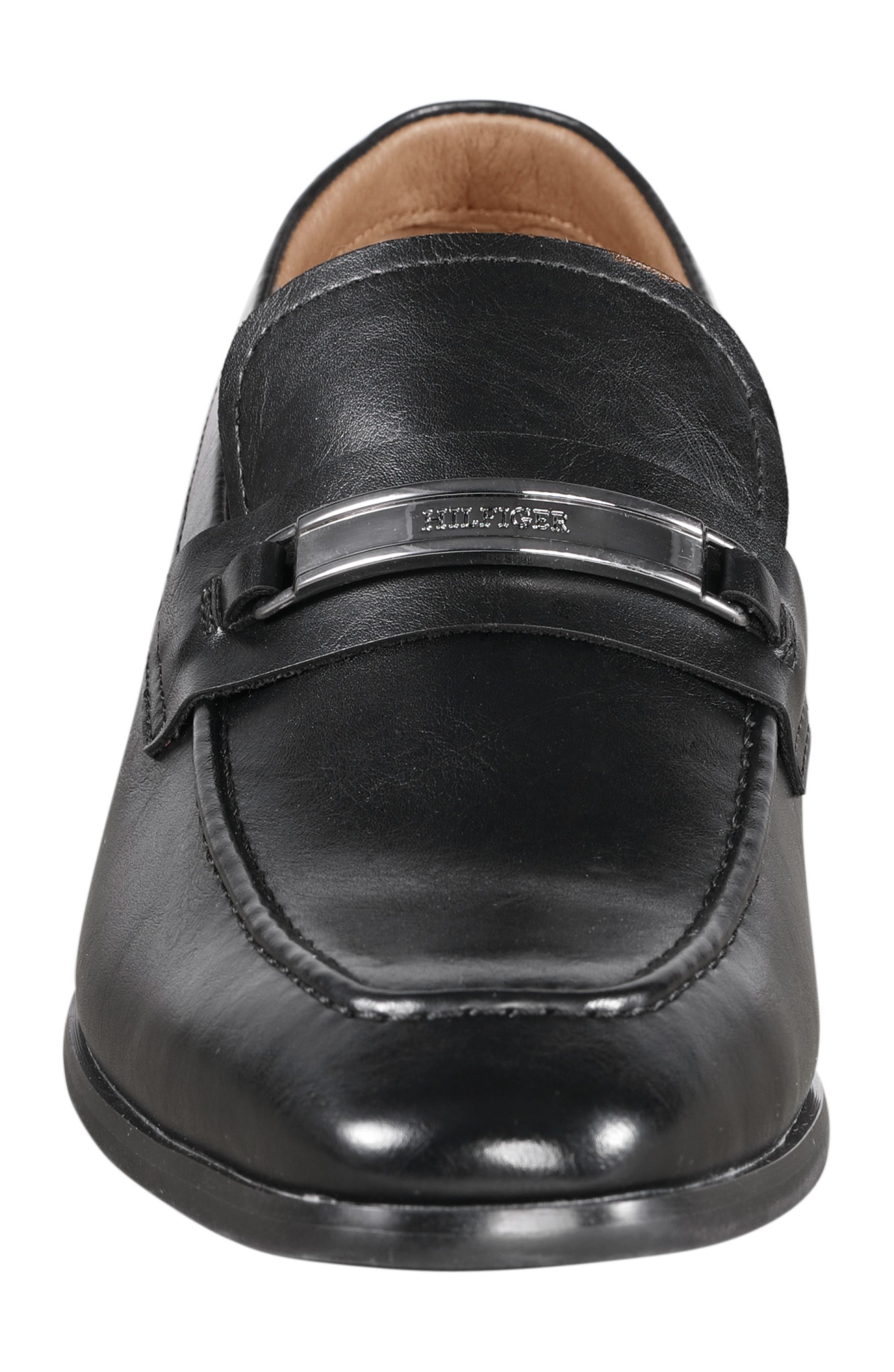 Tommy Hilfiger Speer Apron Toe Loafer, Alternate, color, Black