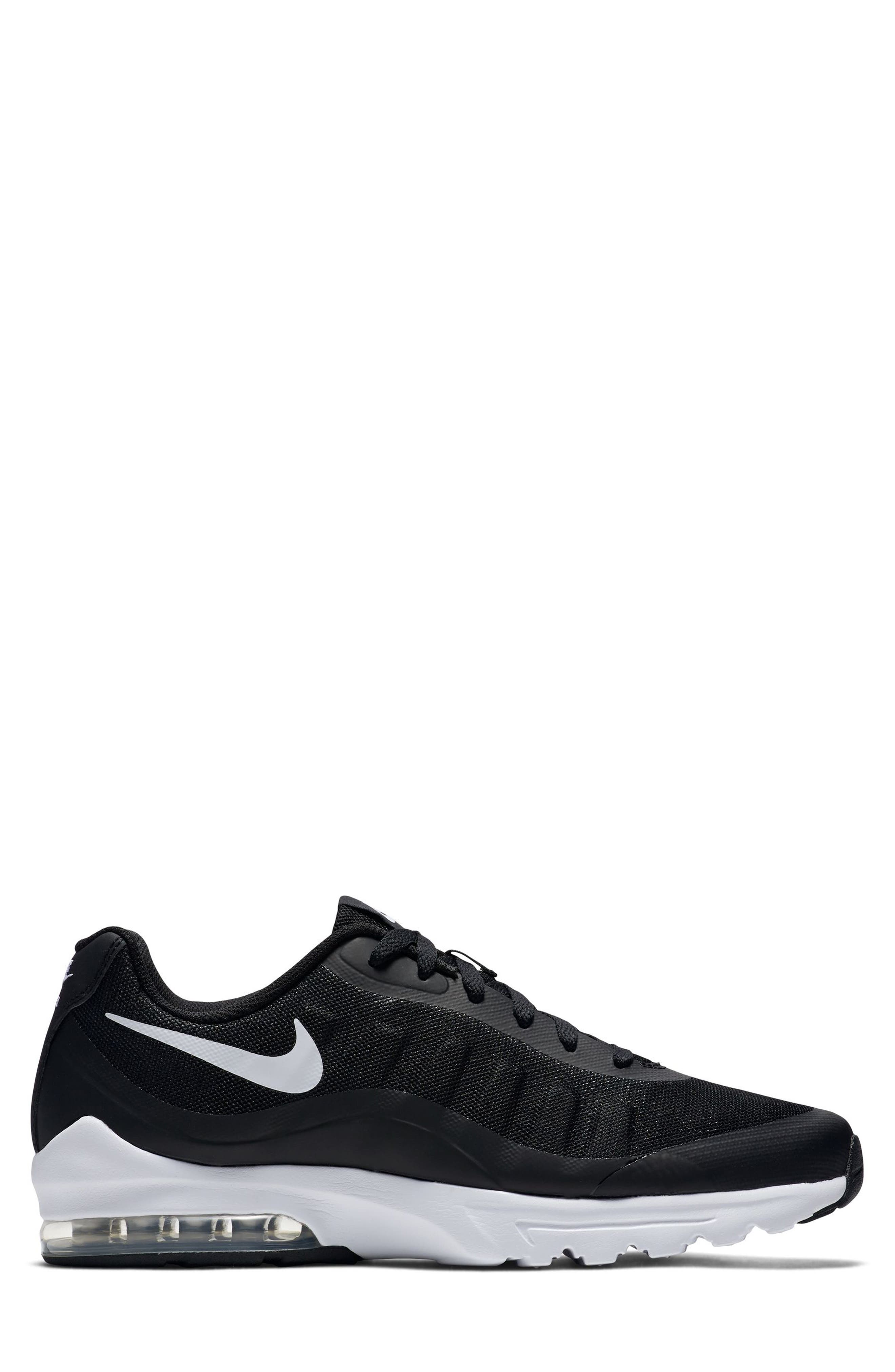 Nike Air Max Invigor Sneaker, Alternate, color, 010 Black/Anthracite