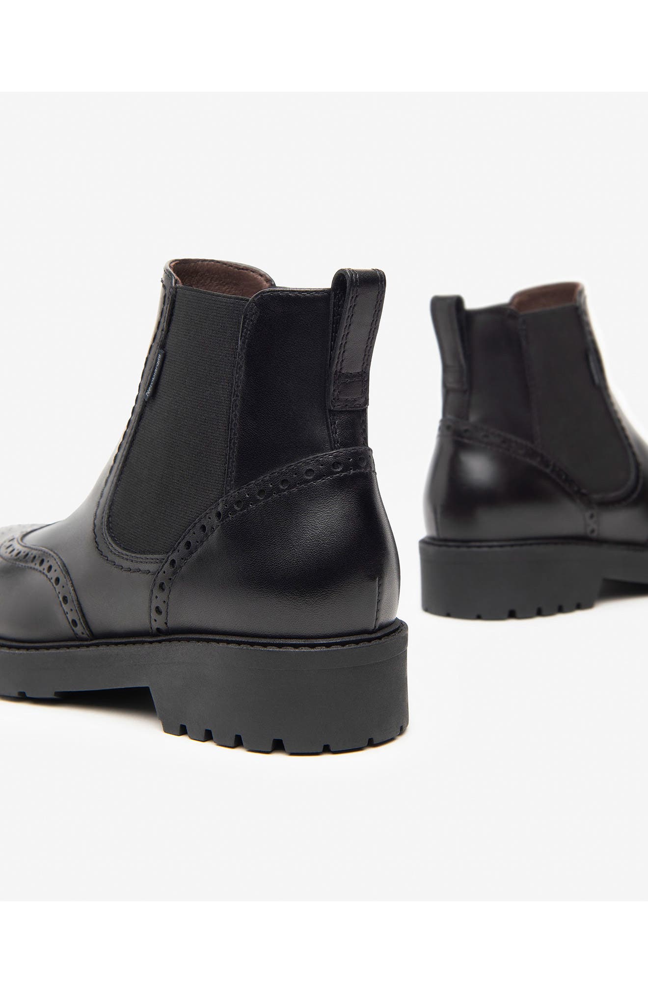 NeroGiardini Wingtip Chelsea Boot, Alternate, color, Black