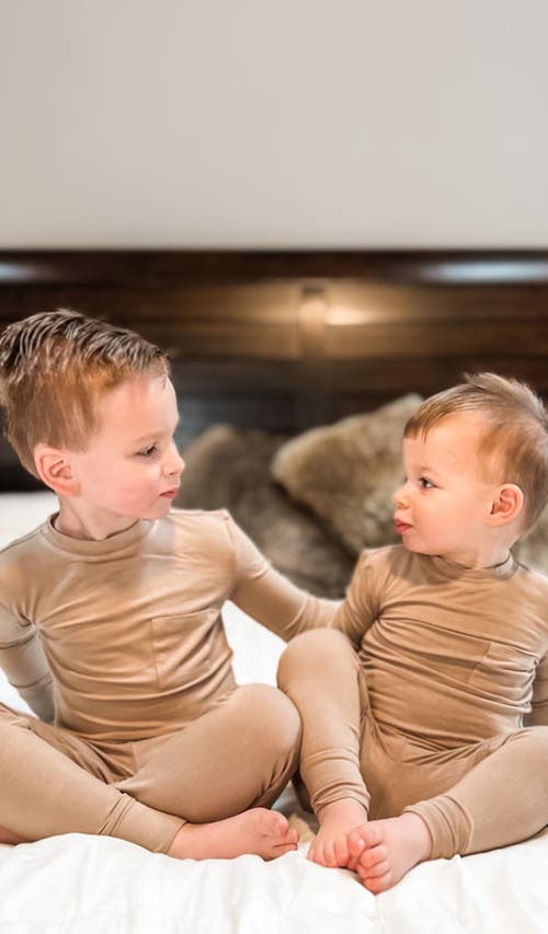 Everly Grey Emerson Fitted Long Sleeve 2-piece Pajamas In Neutral