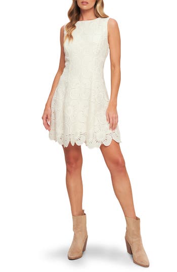 Flying Tomato Floral Lace Minidress In White