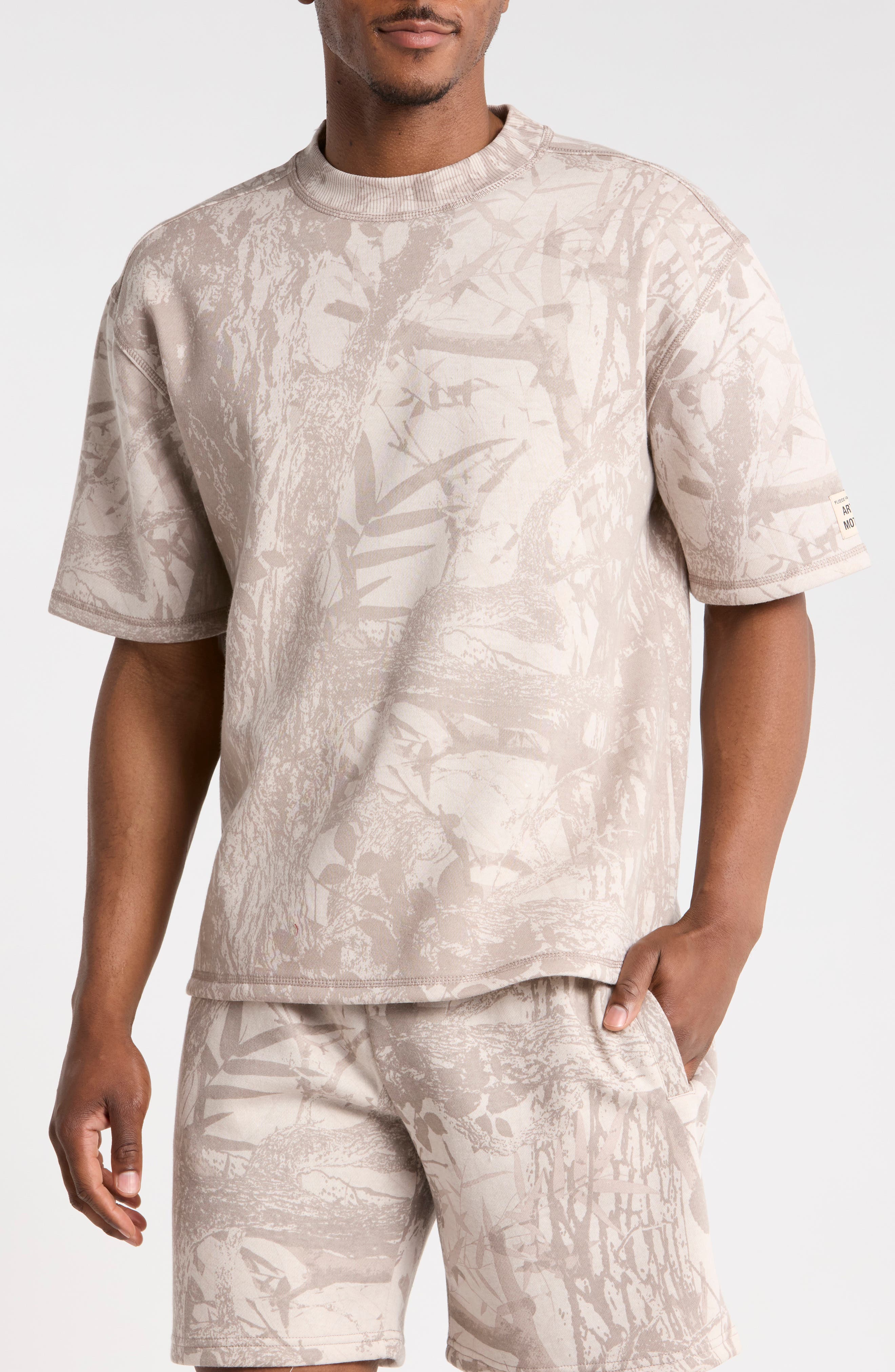 Tonal Leaves Fleece T-Shirt