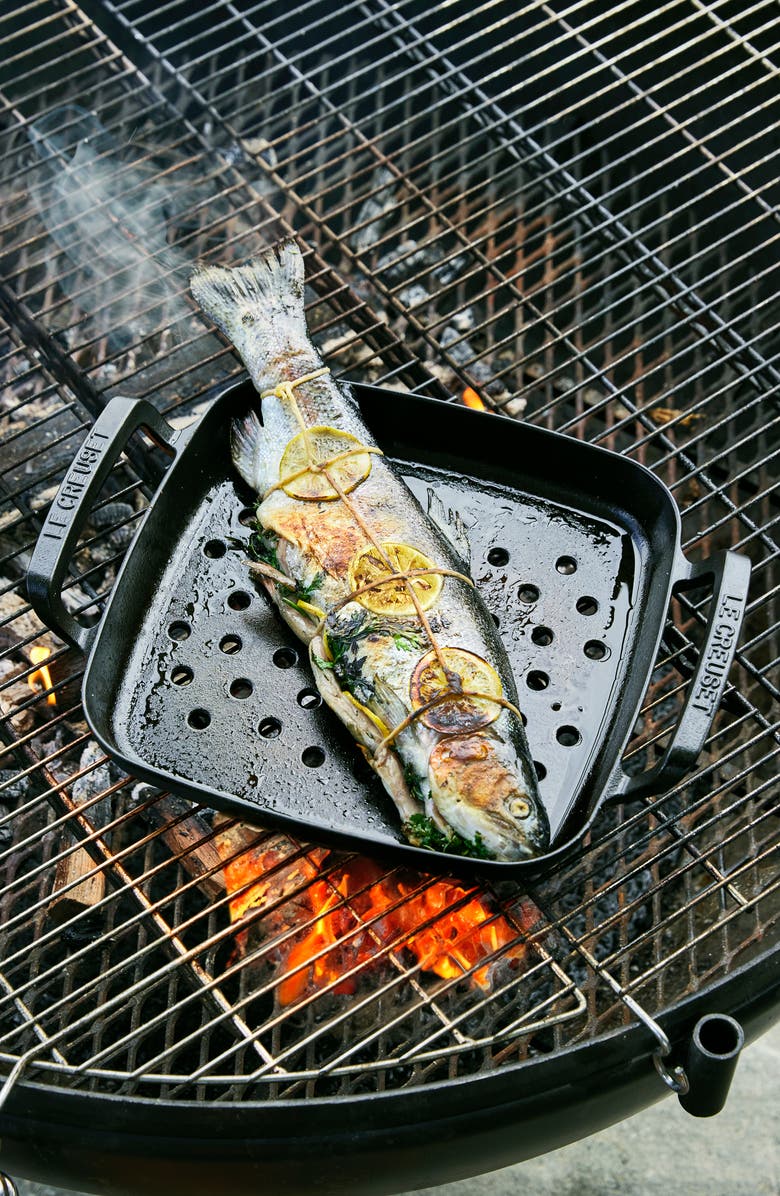 Le Creuset Alpine Cast Iron Square Grill Basket, Alternate, color, Matte Black