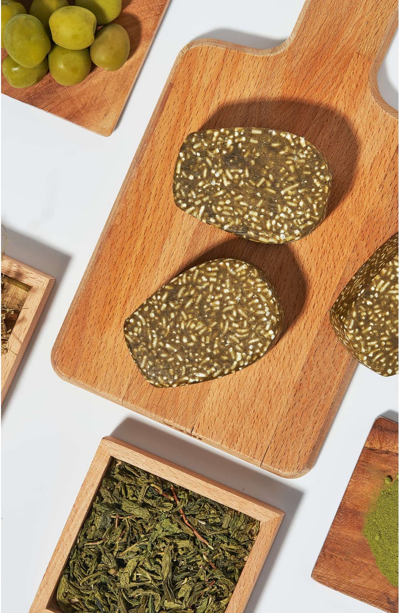 URANG Mugwort Soothing Family Shampoo Bar, Alternate, color,