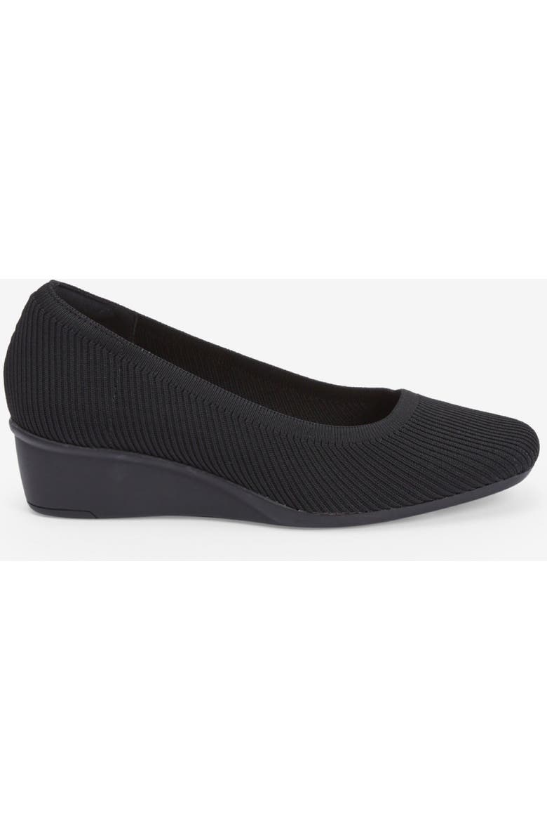 Comfortview The Rowen Slip On Pump, Alternate, color, Black