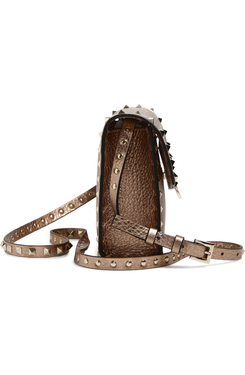 Valentino Garavani Small Rockstud Grained Metallic Leather Shoulder Bag, Alternate, color, Rose