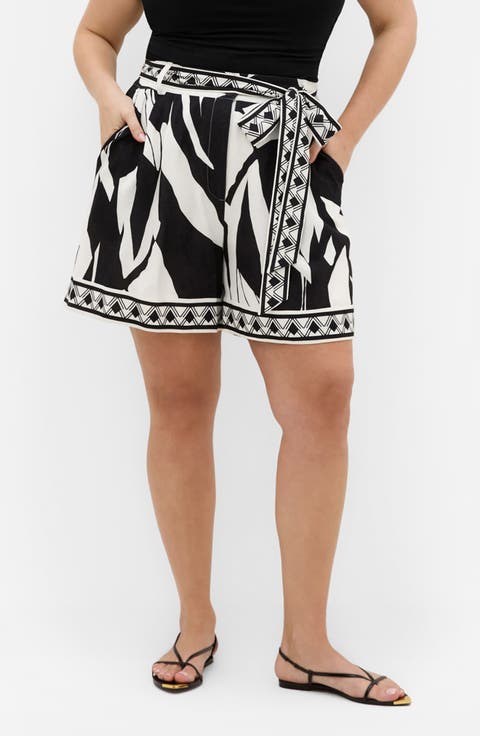 Belted High Waist Shorts (Plus)