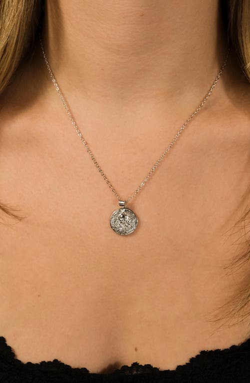 Sterling Forever Medusa Pendant Necklace In Metallic