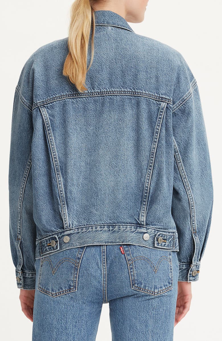 Levi's<sup>®</sup> 90s Denim Trucker Jacket, Alternate, color, Turning Heads